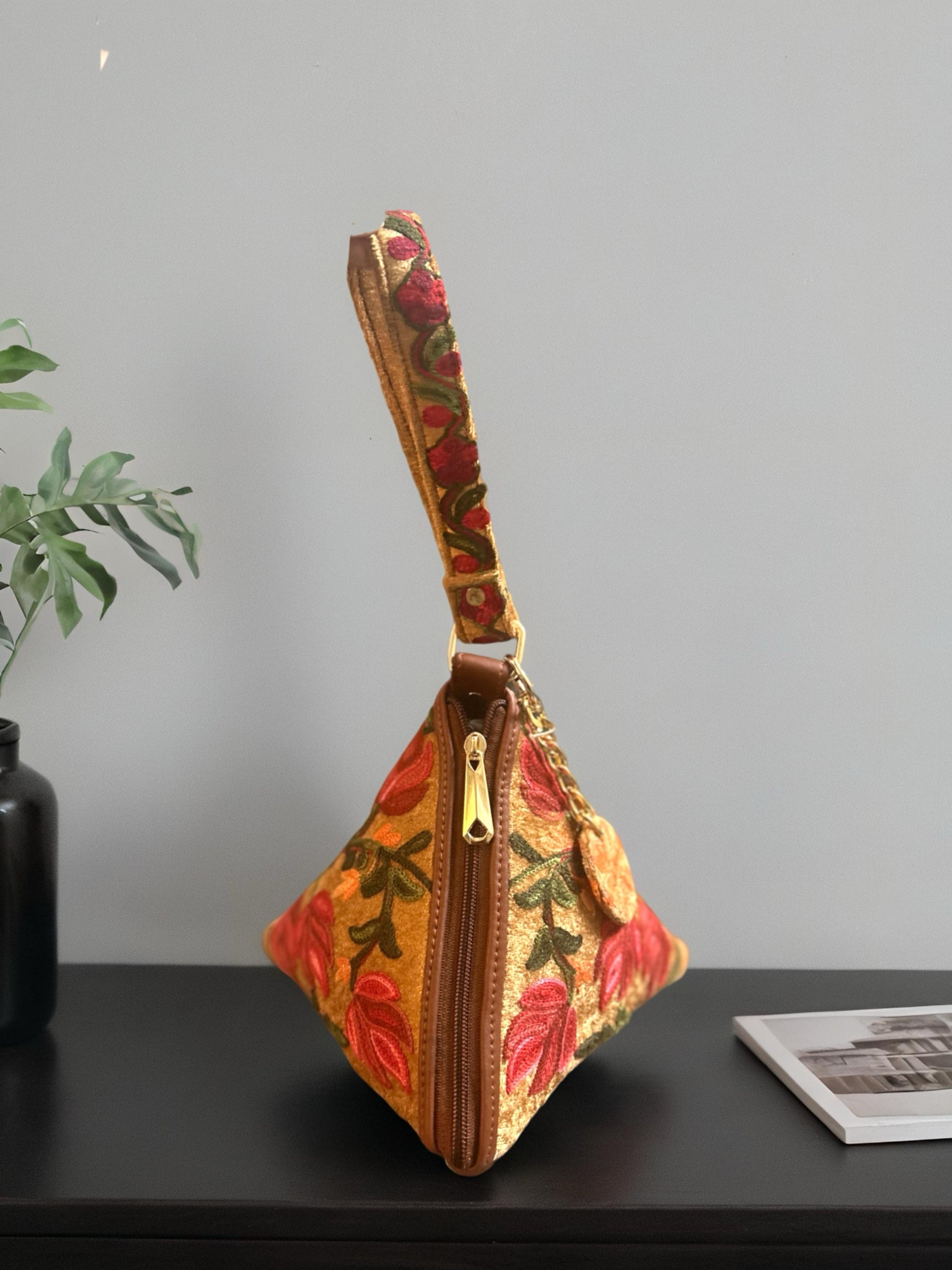kashmiri potli bag