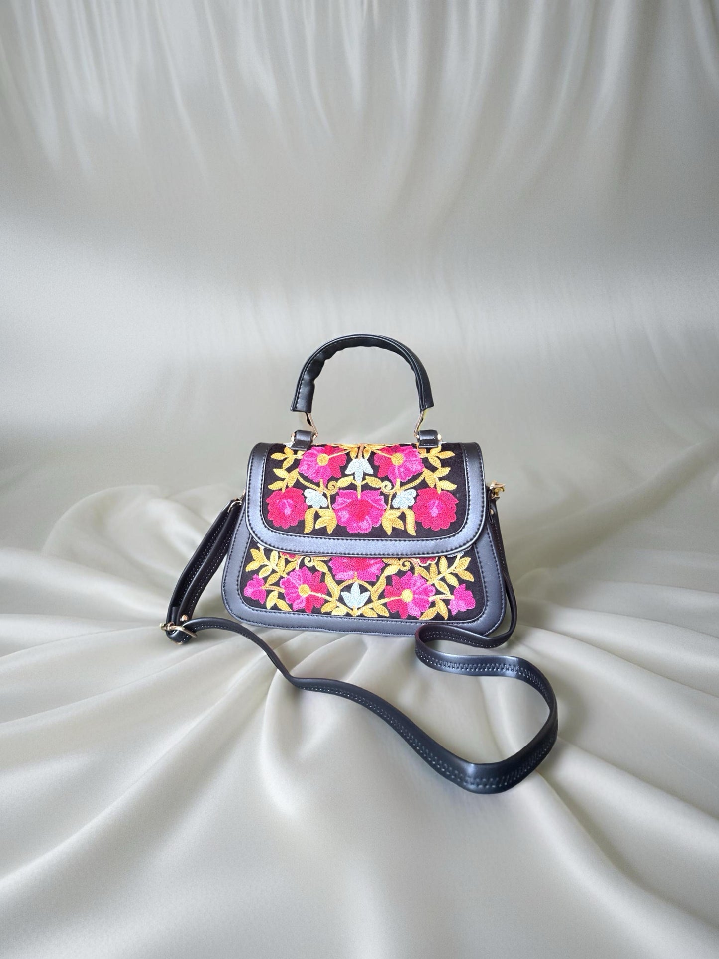 Kashmiri Embroidered bag